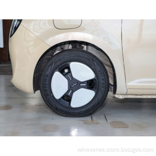 Made In China 155km 210km 301km Changan Lumins Mini Car Pure Electric Vehicle